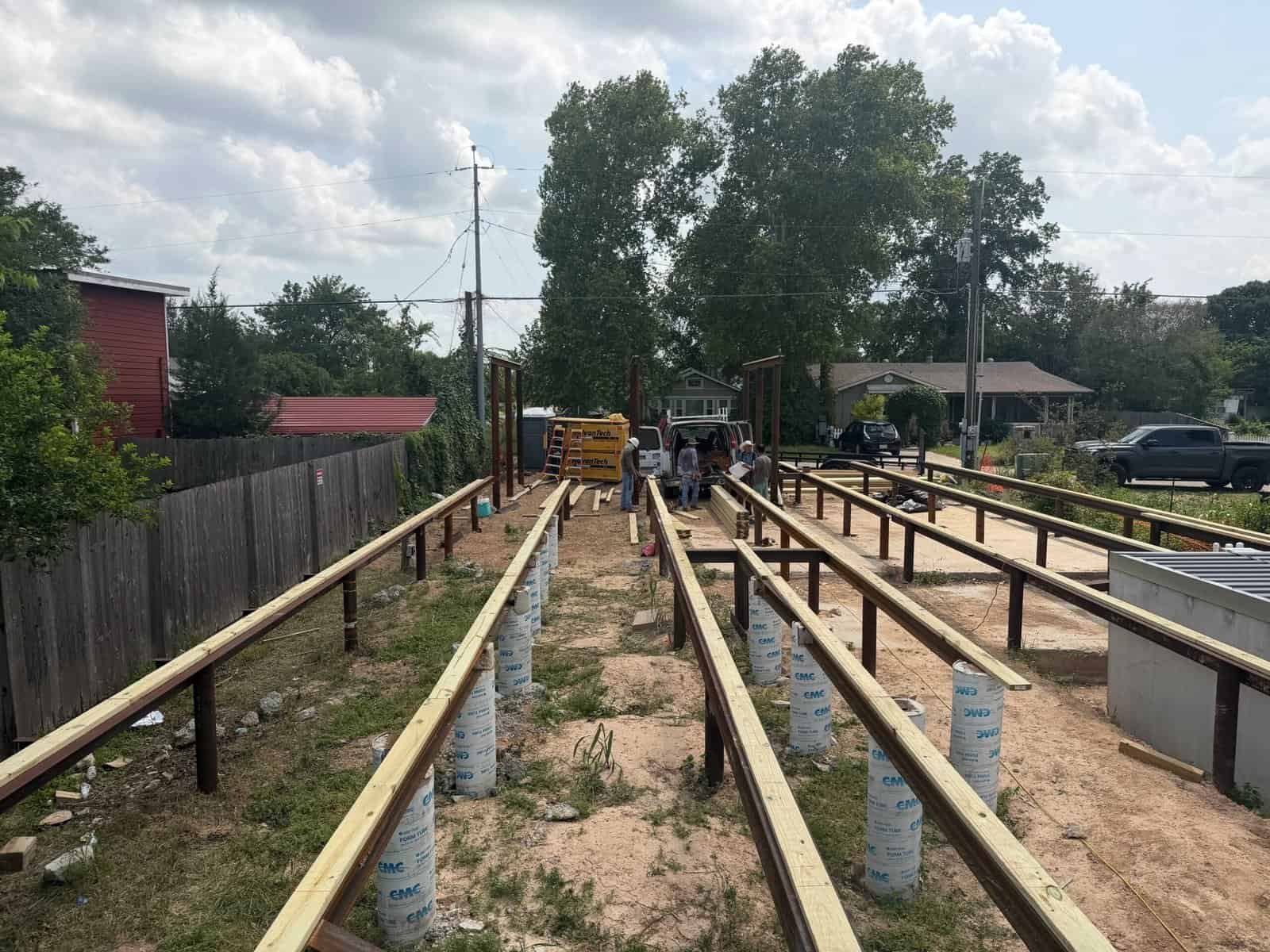 Foundation & steel piers set